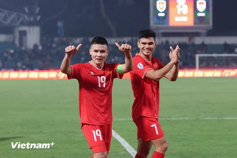 Quang Hai (n° 19) est l'un des trois joueurs vietnamiens sélectionnés pour l'équipe All-Star d'Asie du Sud-Est. (Photo : Viet Anh/Vietnam+)