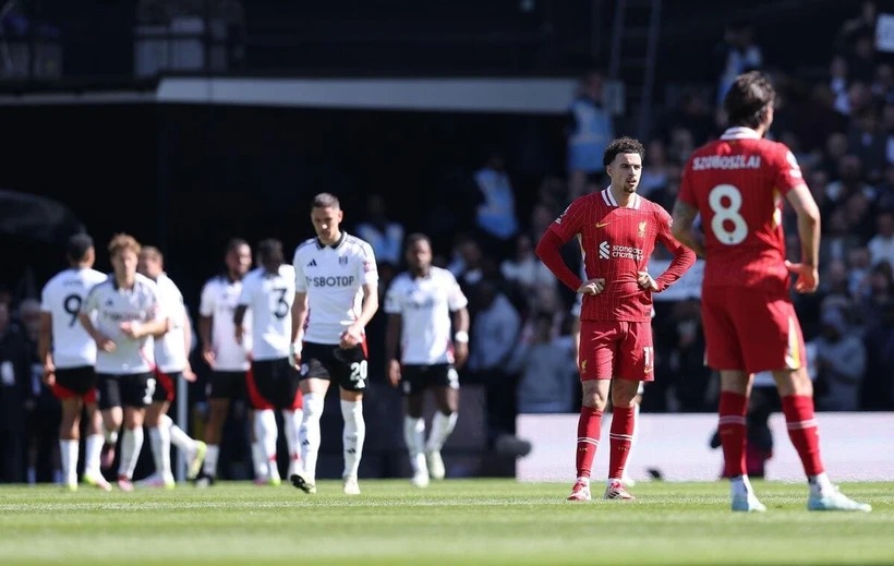 Liverpool nhận thất bại sốc ở vòng 31 Premier League.