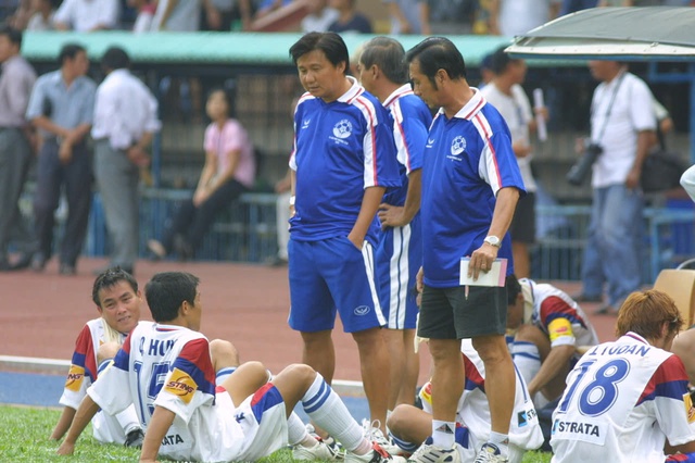 Phạm Huỳnh Tam Lang: Trung vệ 'thép' hào hoa- Ảnh 3.