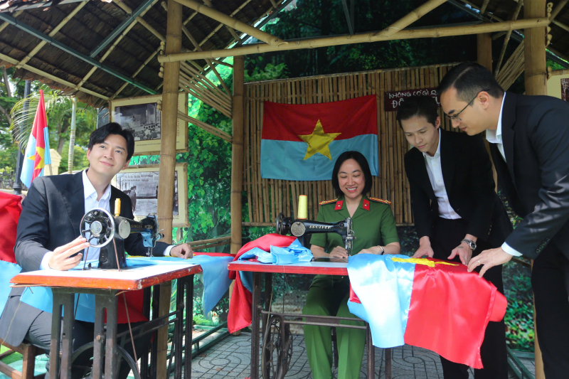 Ciudad Ho Chi Minh: Jóvenes artistas y soldados en el viaje “Tras las huellas de los héroes…” -2