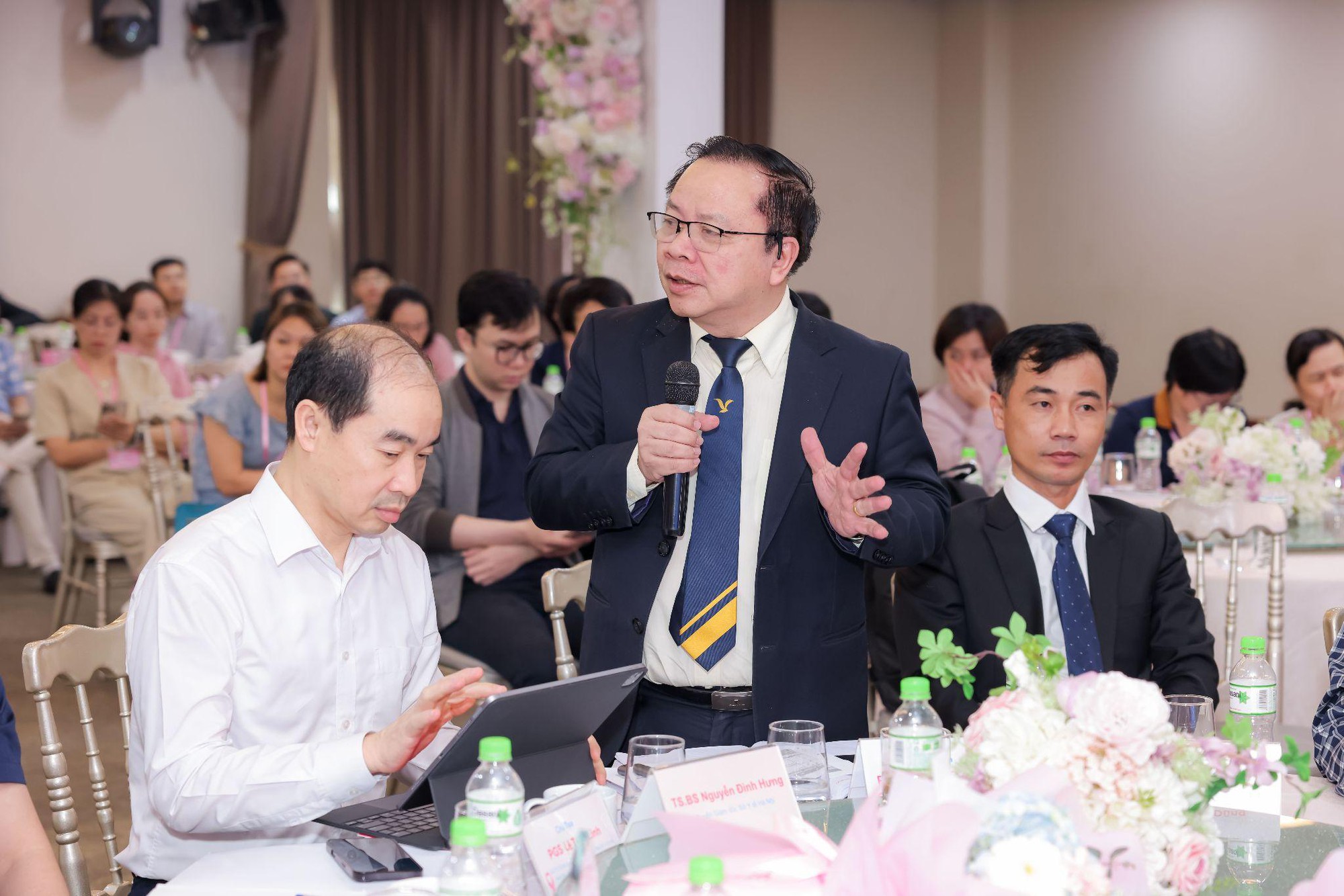 Hội thảo khoa học đổi mới trong chẩn đoán và tầm điều trị ung thư vú- Ảnh 2.