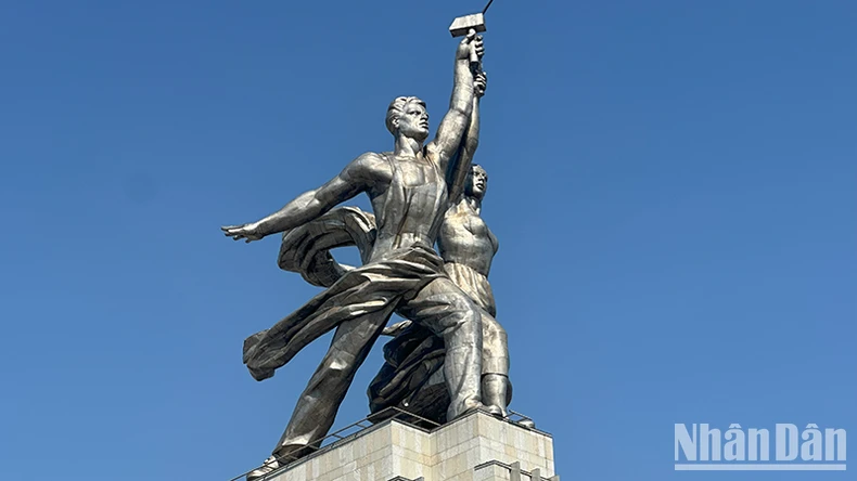 El destino del legendario monumento de la era soviética (foto 1)