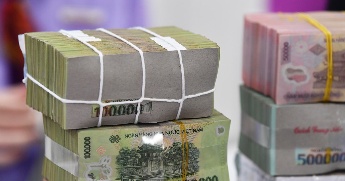 Lãi suất ngân hàng hôm nay 24/4/2025: Bất ngờ tăng...