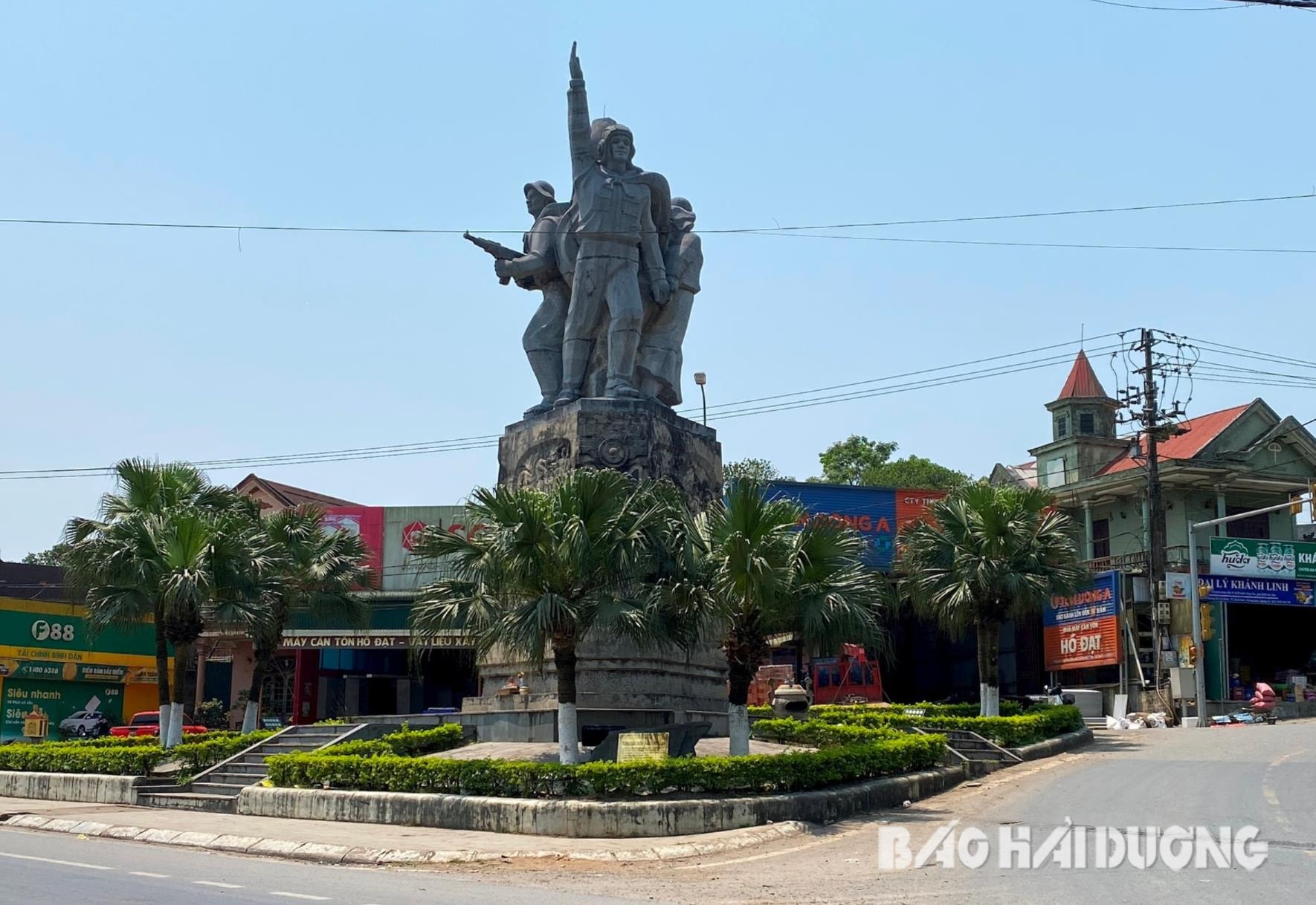 nga-ba-khe-sanh(1).jpg