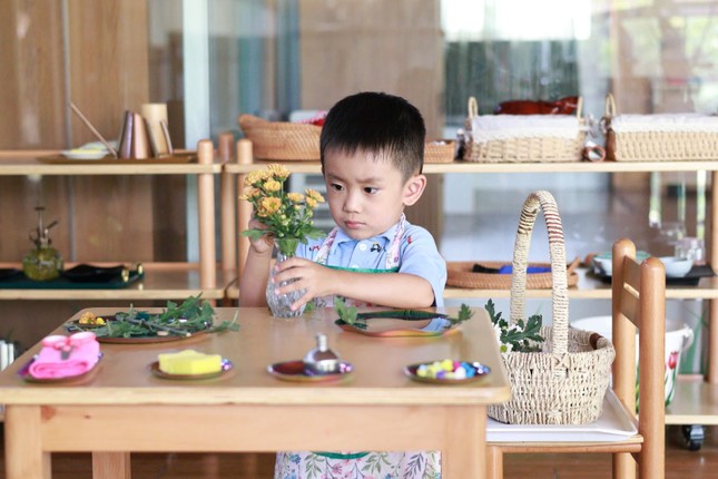 Secrets to choosing a pure Montessori preschool for your child photo 1