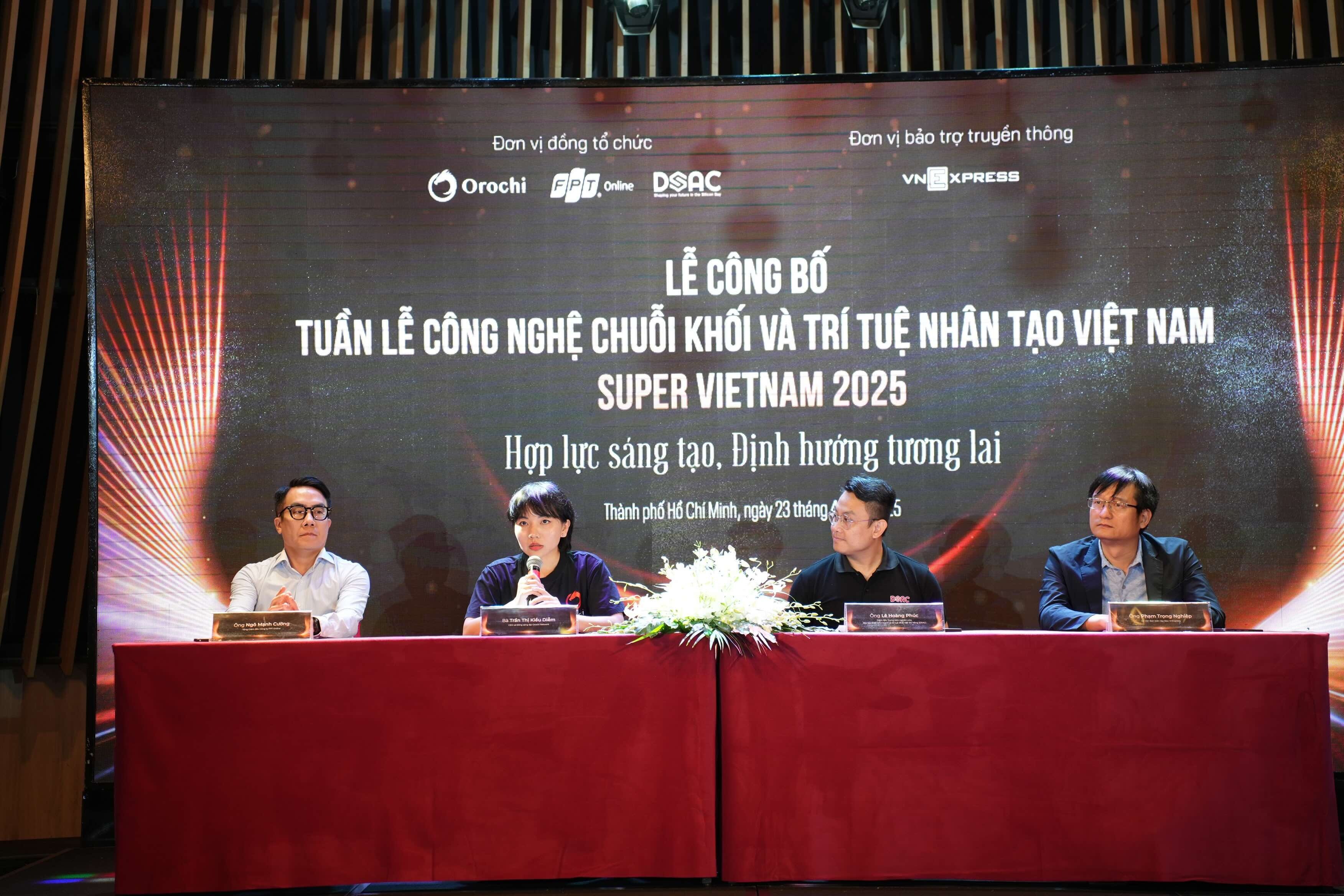 Super Vietnam 2025,  su kien blockchain,  su kien AI,  tuan le blockchain AI anh 1