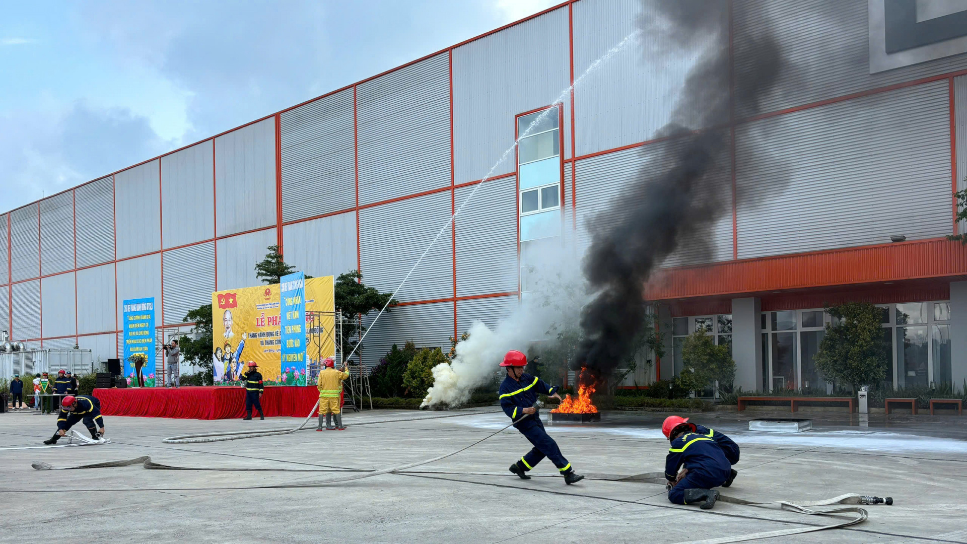Fire prevention and fighting drill at the Launching Ceremony held at Da Lat Fiber Company
