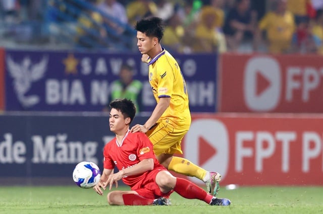 Đã rõ trận đấu có thể định đoạt cuộc đua trụ hạng V-League: Kết quả cực khó đoán!- Ảnh 3.