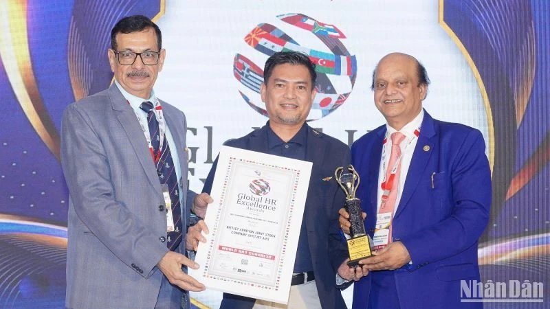 Vietjet honored with three international HR awards