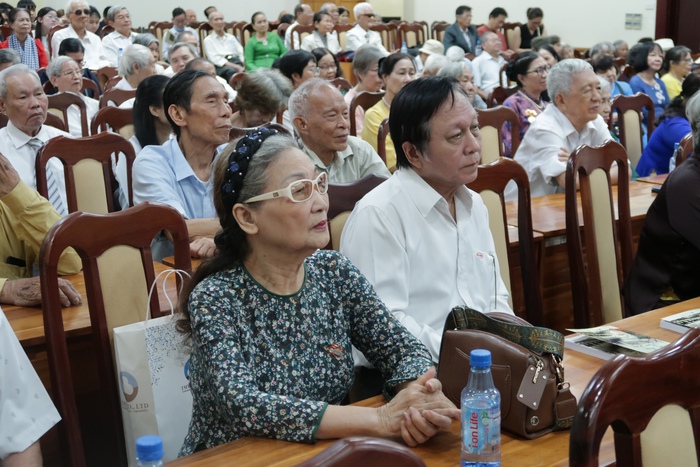 ការប្រជុំនៃ 