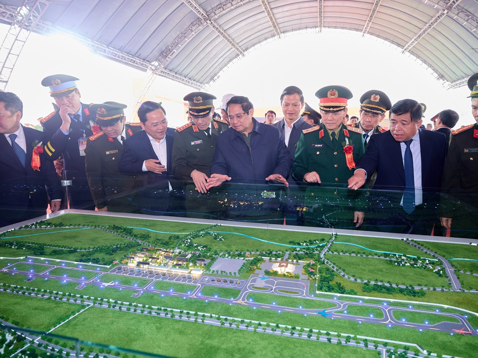 Thủ tướng đề nghị Sun Group chinh phục kỷ lục mới trong xây dựng sân bay Gia Bình- Ảnh 5.
