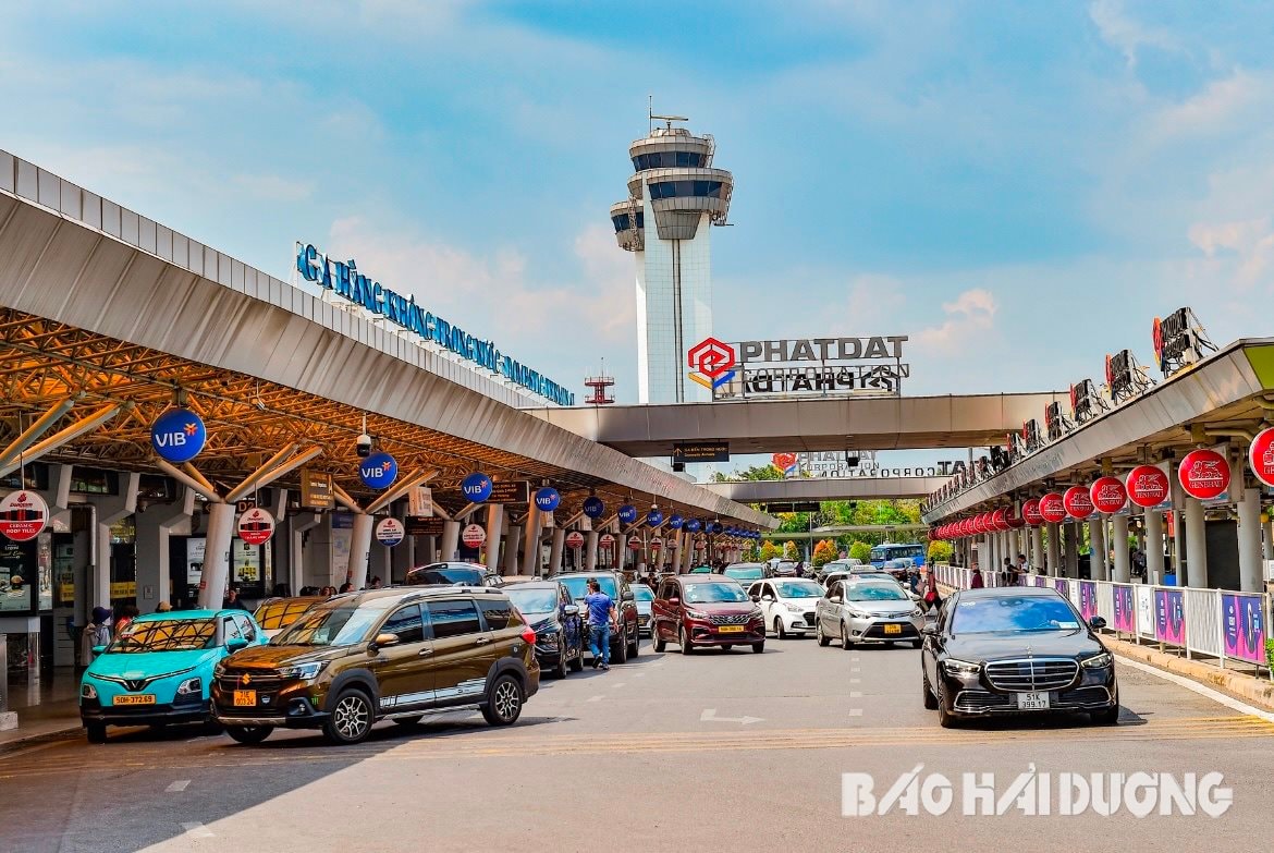 san-bay-tan-son-nhat.jpg