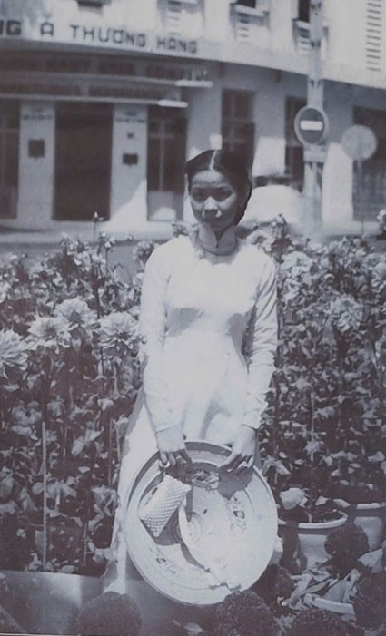 Frau Trinh Thi Thu Nga arbeitete als Geheimdienstoffizierin und Sekretärin bei der Sitzung der Nationalversammlung der Republik Vietnam am 26. Juni 1961.
