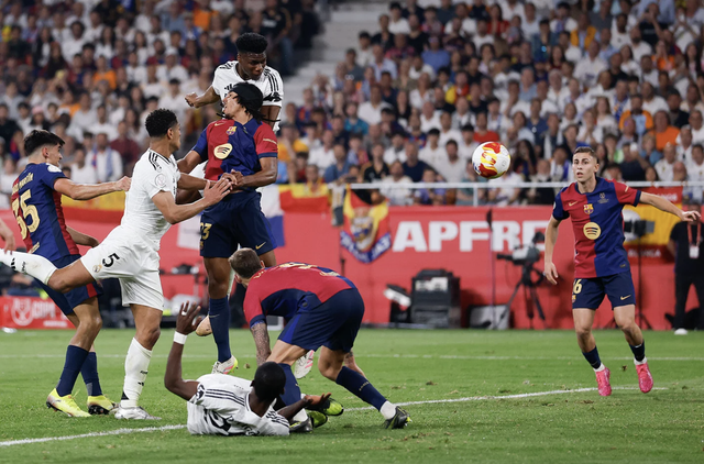 Barcelone remporte la Coupe du Roi : La victoire du football et la laideur du Real Madrid - Photo 4.