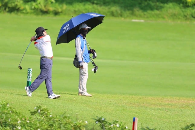 234 golfer 'khuấy động' sân golf Tân Sơn Nhất ảnh 22