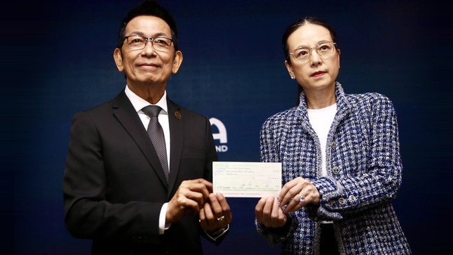 madam-3.jpg