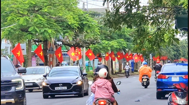 đường cờ Tổ quốc