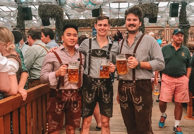 den-munich-tham-gia-oktoberfest-le-hoi-bia-lon-nhat-the-gioi-5.webp