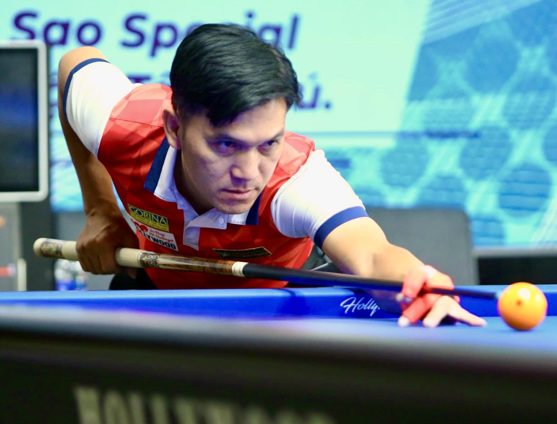 World Cup billiards: Trần Quyết Chiến tiên phong, BLV Minh Điền gây bất ngờ vì… vừa đấu vừa bình- Ảnh 2.