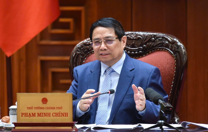 นายกรัฐมนตรี Pham Minh Chinh กล่าวสุนทรพจน์ในการประชุมครั้งที่ 6 เกี่ยวกับภาษีตอบแทนของสหรัฐฯ เมื่อวันที่ 29 เมษายน (ภาพ: VGP)
