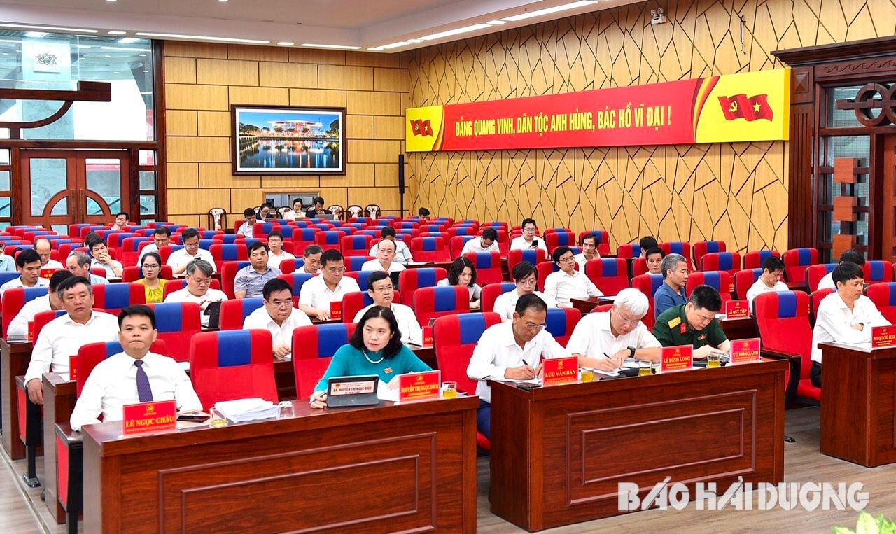 dai-bieu.jpg
