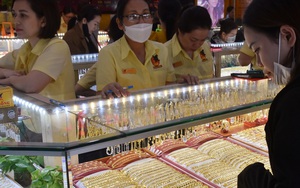 Giá vàng hôm nay 3-4: Tăng mạnh trở lại