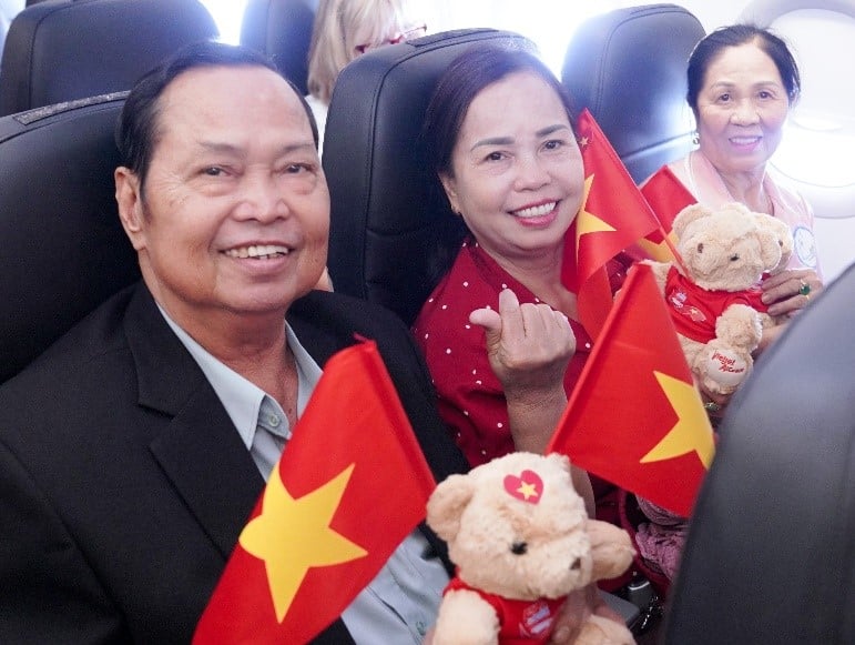 ការផ្ទេរជោគជ័យនៃប្រតិបត្តិការសេវាកម្មជើងគោកនៅអាកាសយានដ្ឋាន Tan Son Nhat -១