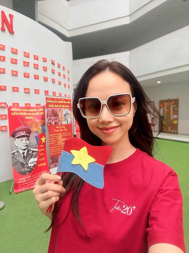 Nghệ sĩ TP HCM tự hào tham gia Lễ diễu binh, diễu hành 50 năm Thống nhất đất nước - Ảnh 8.