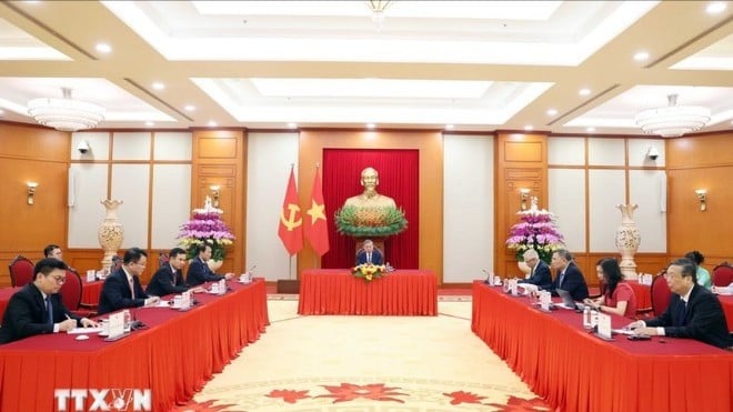 tong-bi-thu-to-lam-dien-dam-voi-chu-tich-hoi-dong-chau-au-8007007-1-2722.jpg
