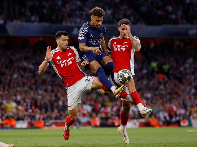 Arsenal chưa tắt hy vọng, HLV Arteta tuyên bố hùng hồn: Sẽ hạ PSG ngay tại Paris- Ảnh 1.