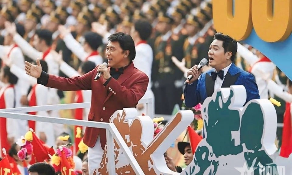 NSND Quốc Hưng: Tự hào được hát trong ngày Đại lễ 30-4 - Báo và Đài Phát thanh Truyền hình Lạng Sơn