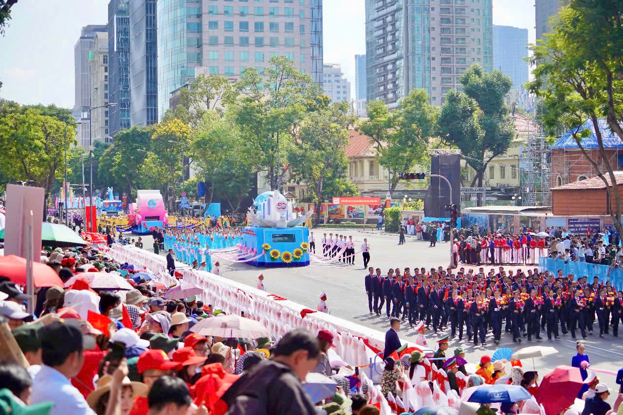 Toàn cảnh buổi tổng duyệt diễu binh, diễu hành ngày 27.4 ở TP.HCM- Ảnh 47.