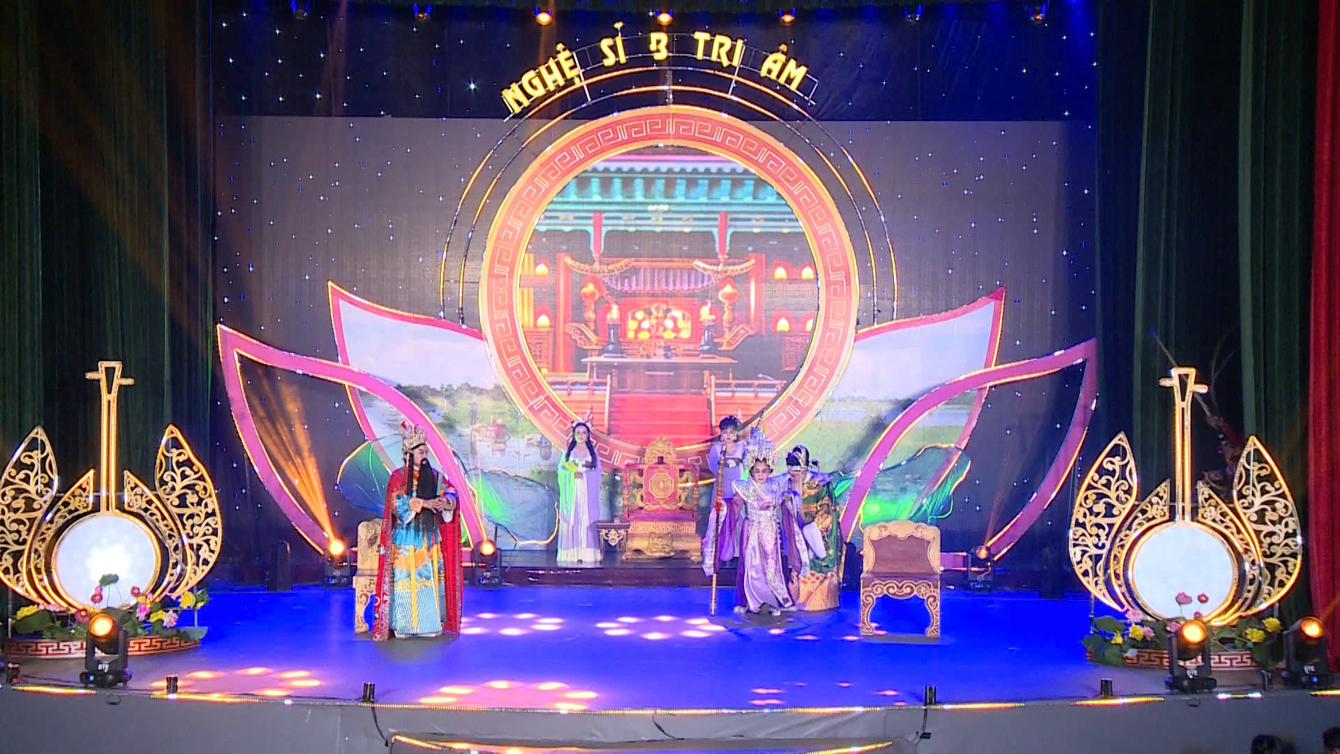 86_104_nghe-si-va-tri-am.jpg