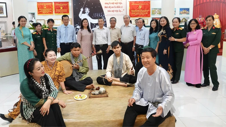 Văn học nghệ thuật Cần Thơ: 50 năm gìn giữ hồn đất, tình người ảnh 4