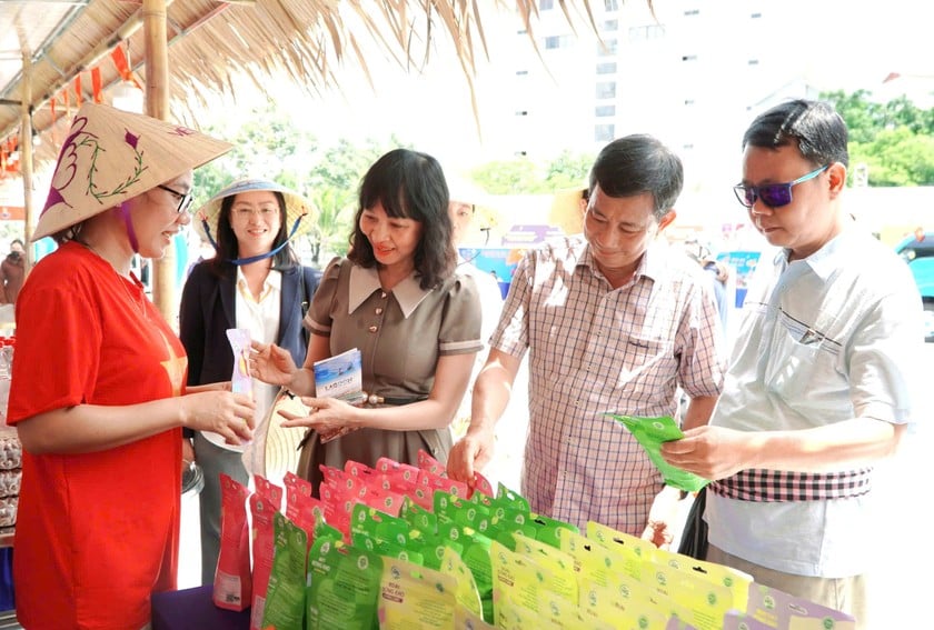 Sản phẩm OCOP được trưng bày tại Ngày hội du lịch, ẩm thực Phú Quốc năm 2025