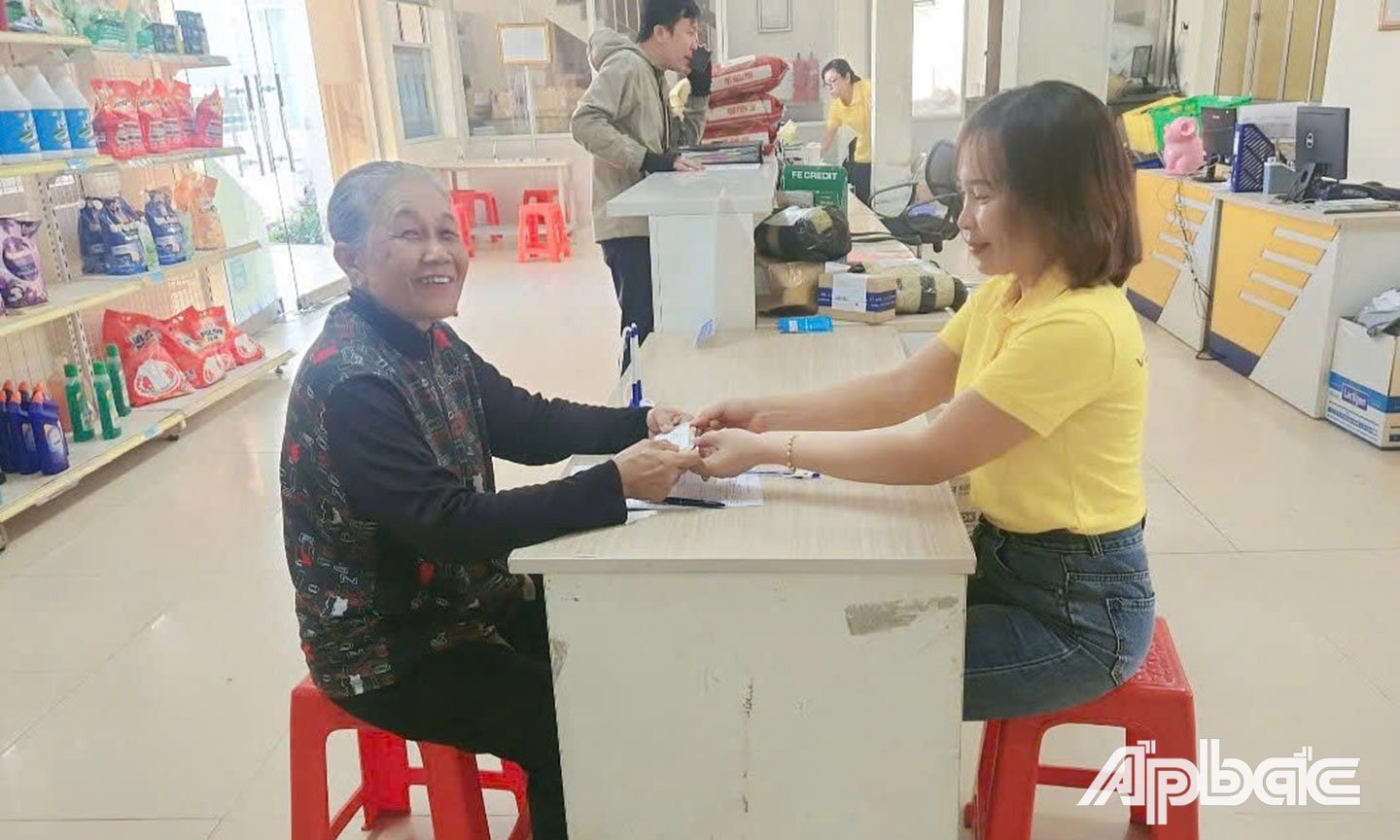 Chi trả hơn 177 tỷ đồng lương hưu, trợ cấp bảo hiểm xã hội tháng 5-2025