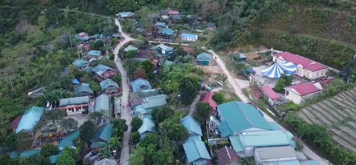 Lai Châu: Nỗ lực nâng cao nhận thức, kỹ năng cho người Mảng thoát nghèo- Ảnh 1.