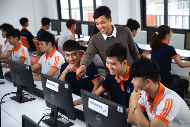 Trường ĐH tung học bổng 