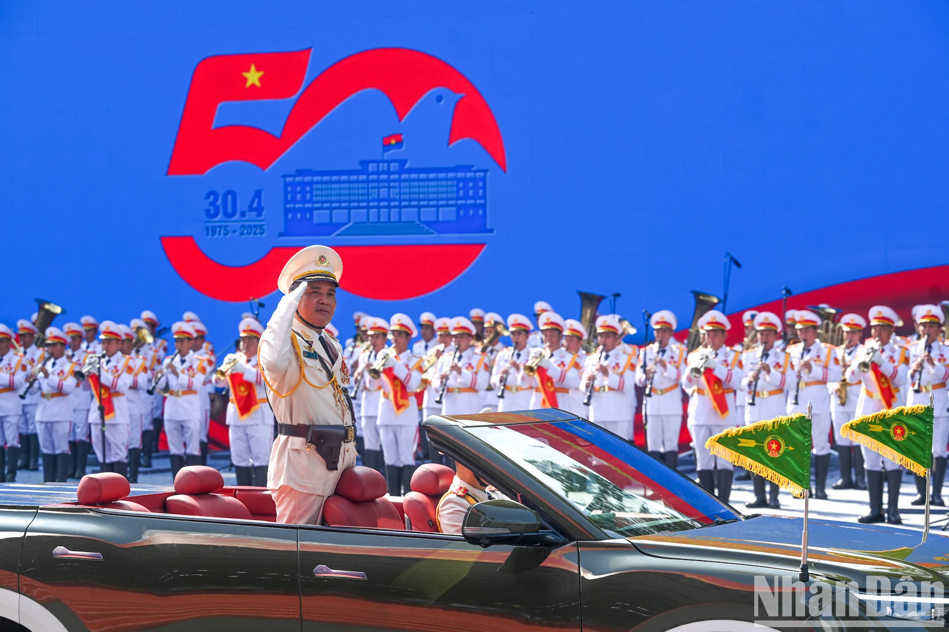[Ảnh] Toàn cảnh lễ diễu binh, diễu hành kỷ niệm 50 năm Giải phóng miền nam, thống nhất đất nước ảnh 26