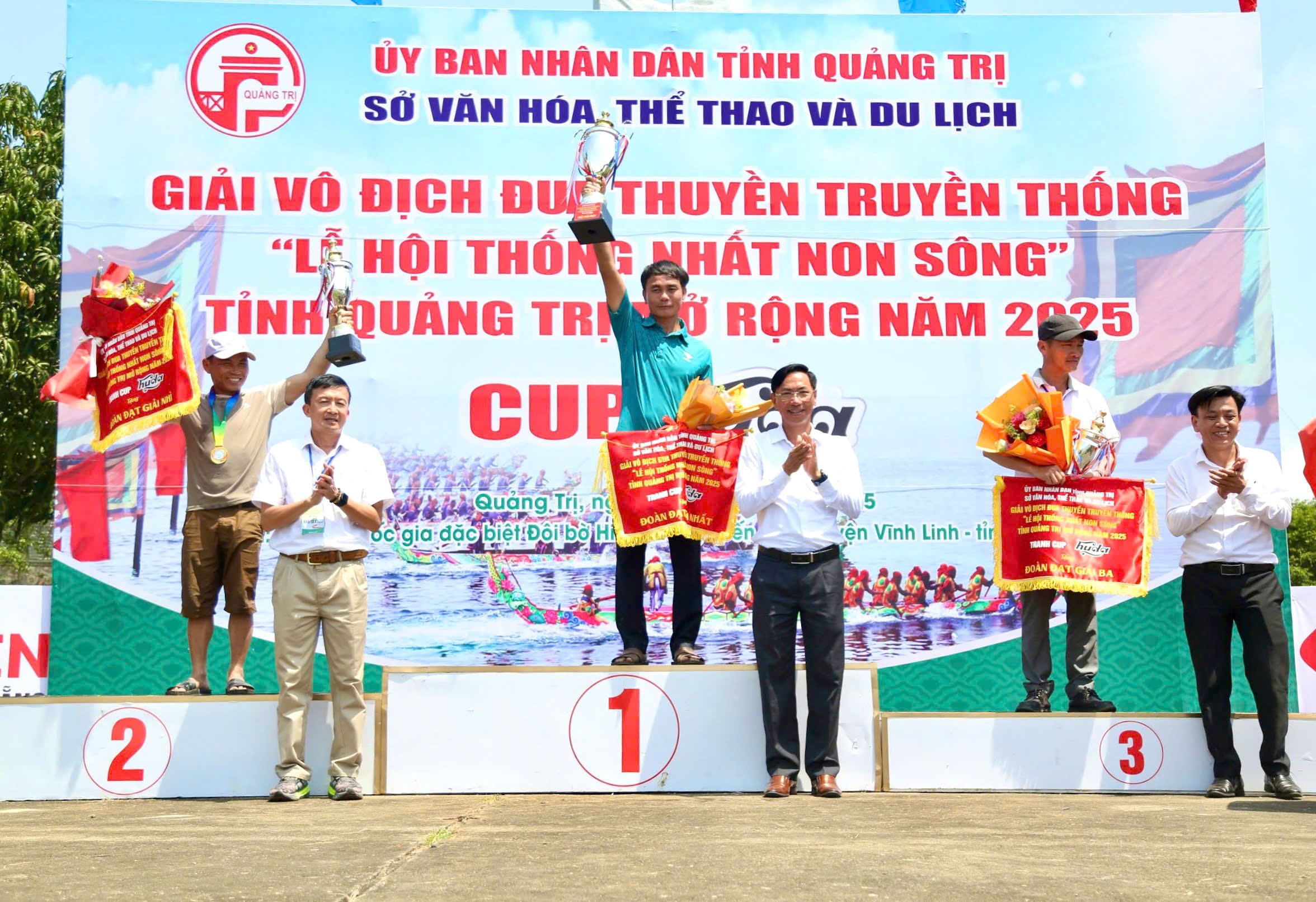 Giải vô địch Đua thuyền truyền thống “Lễ hội Thống nhất non sông” năm 2025