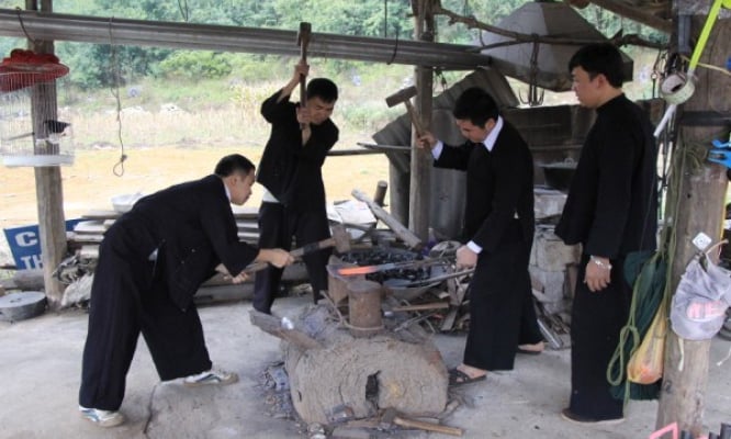 2025년 5월 20일까지 사진 공모전 "베트남 상품 - 멀리 뻗어나가는 열망"에 응모하세요 - 까오방 전자신문
