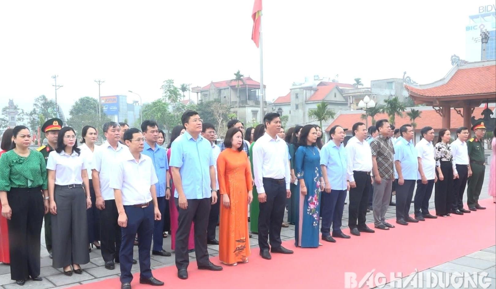 ជីលីន-ដាង-ហួង២(១).jpg