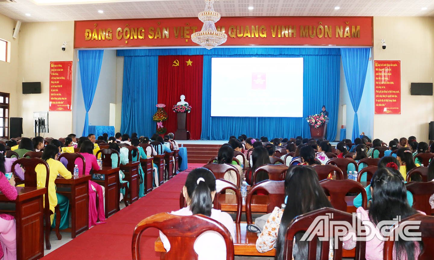 Hội nghị công bố sách Lịch sử Hội LHPN huyện Cai Lậy nhiệm kỳ 1930 – 2020