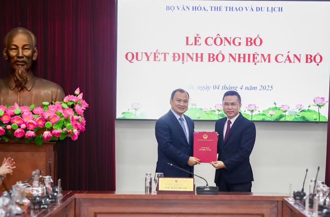 Bộ VHTTDL công bố và trao các quyết định về công tác cán bộ - Ảnh 5.
