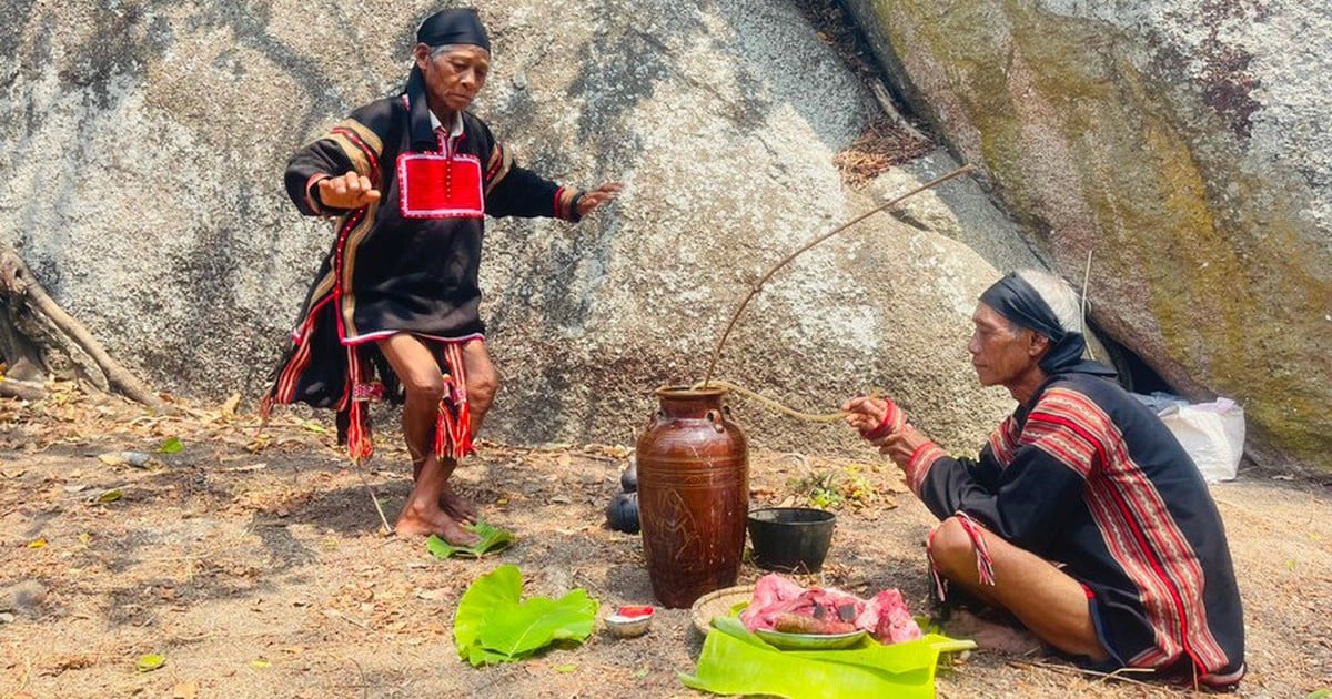 Độc đáo di sản văn hóa phi vật thể: Lễ cầu mưa ở Ayun Hạ