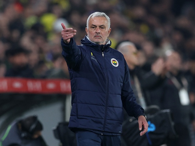 HLV Mourinho gây sự cố để dẫn dắt đội tuyển Brazil, Ange Postecoglou sắp bị sa thải - Ảnh 1.