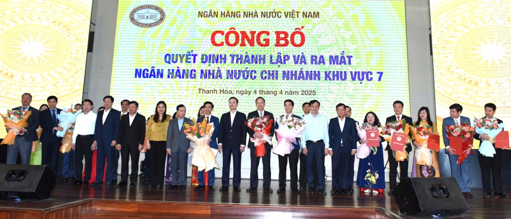 Công bố Quyết định và ra mắt NHNN Khu vực 7