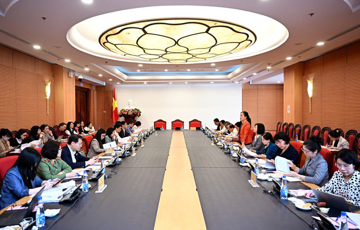 Toàn cảnh phiên họp
