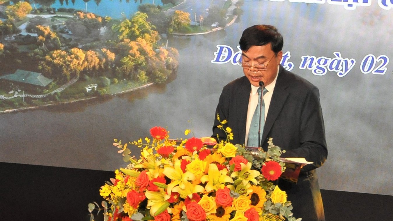 លេខាគណៈកម្មាធិការបក្សទីក្រុង Da Lat ថ្លែងក្នុងពិធីនេះ។