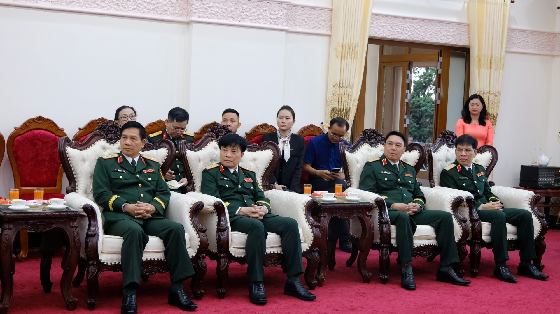 សមមិត្ត​ក្នុង​គណៈប្រតិភូ​ក្រសួង​ការពារជាតិ​ក្នុង​កិច្ចប្រជុំ​ការងារ